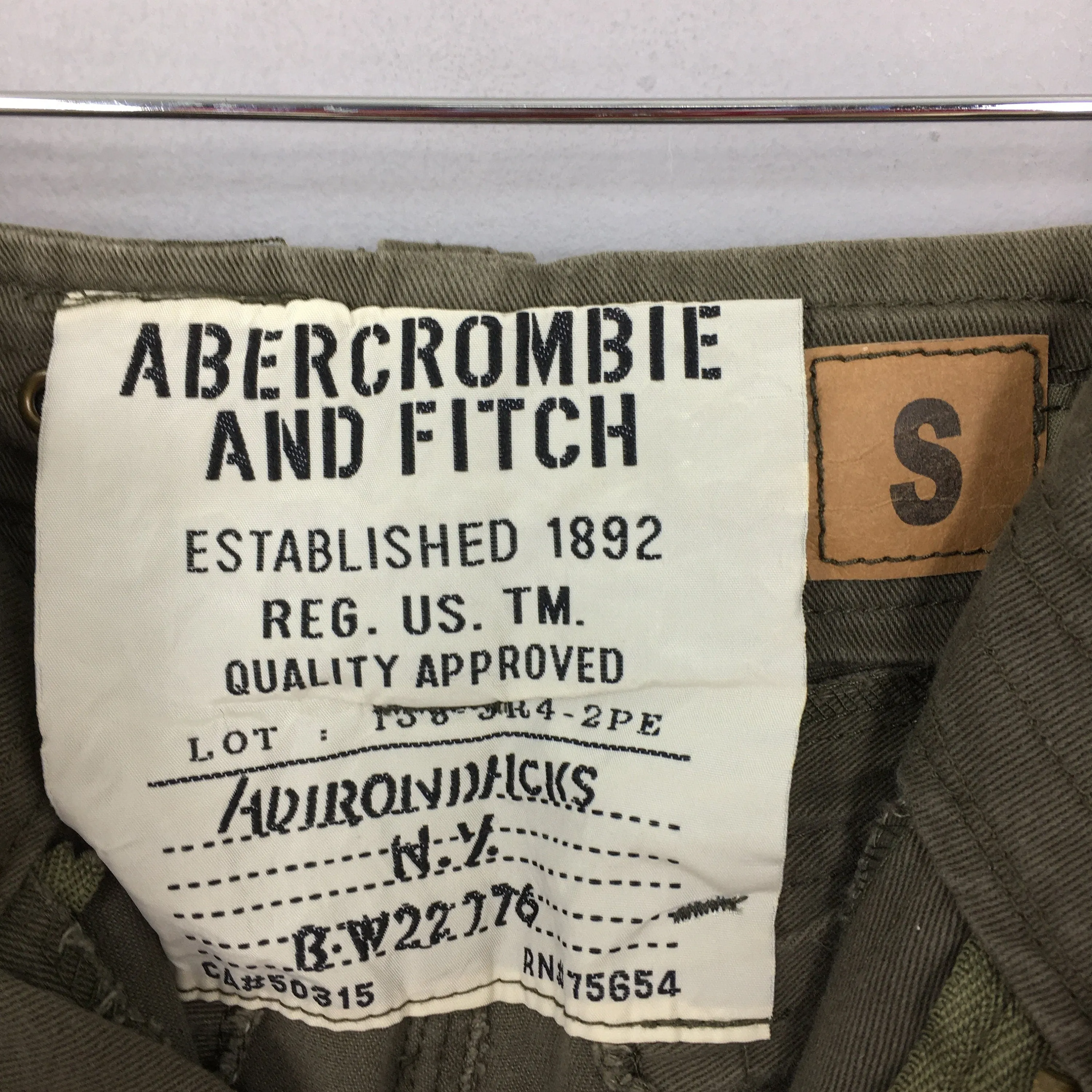Abercrombie & Fitch Cargo Olive Pants Size 34x30