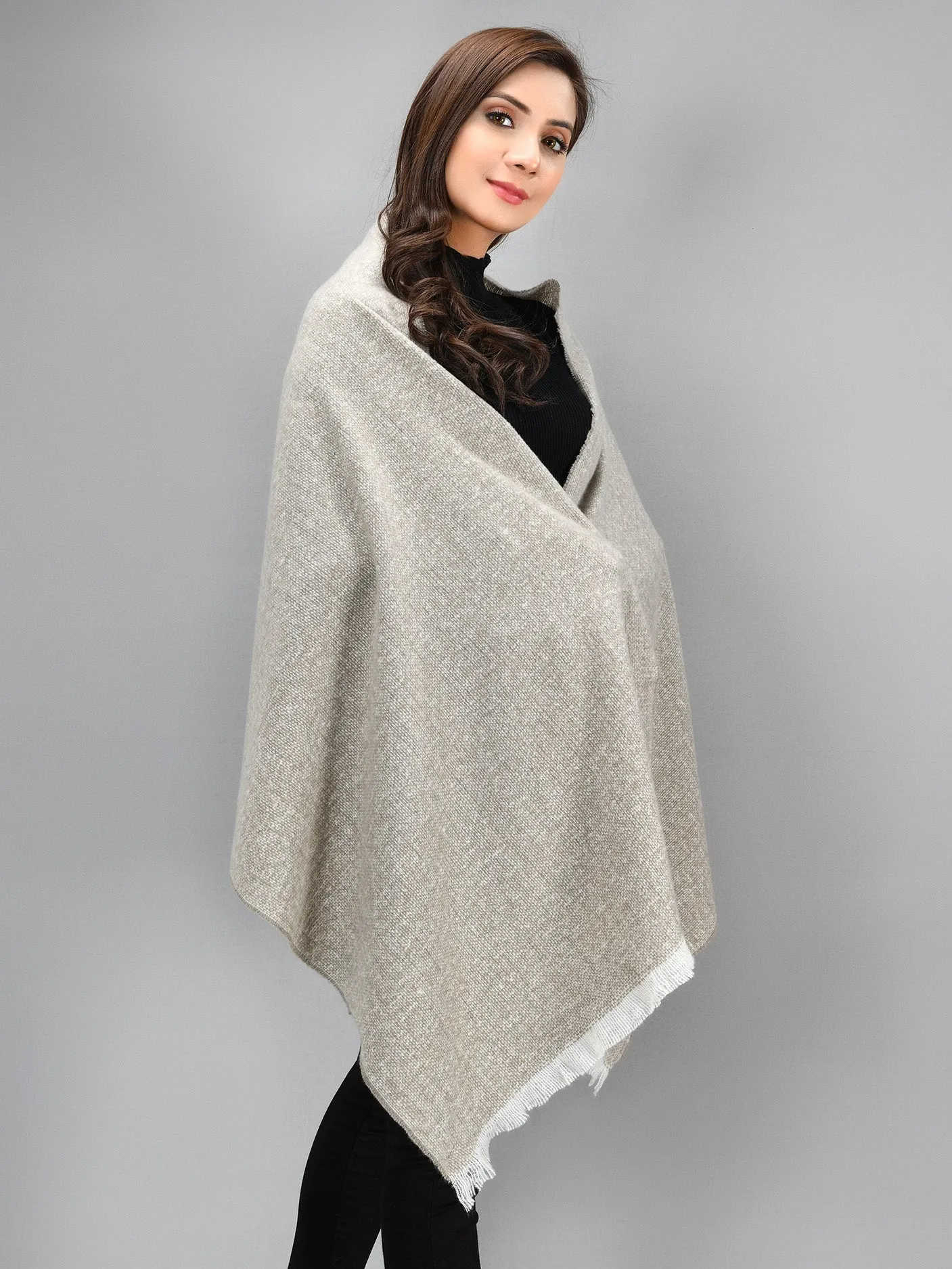 Chunky Knit Shawl - Beige