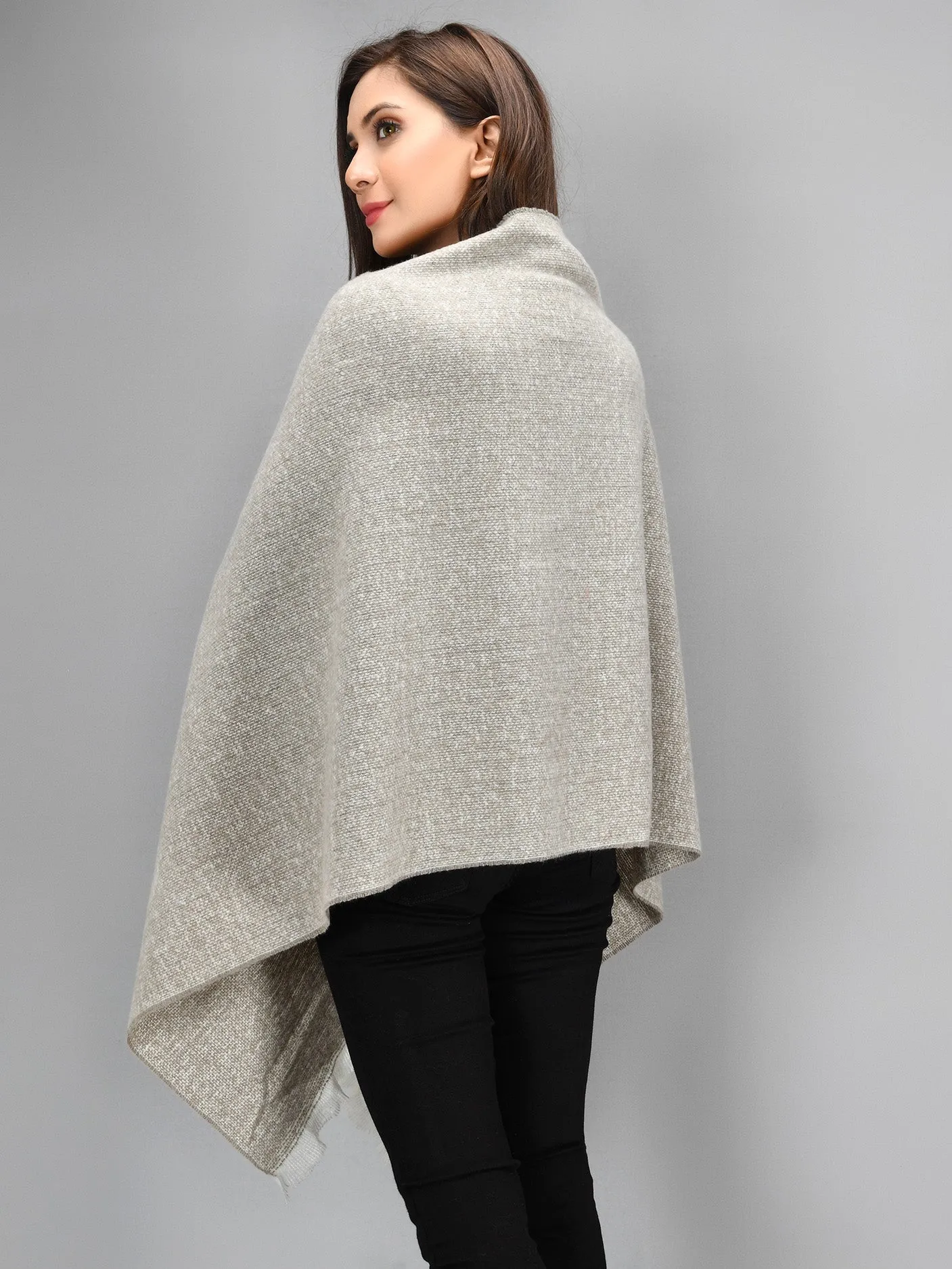Chunky Knit Shawl - Beige