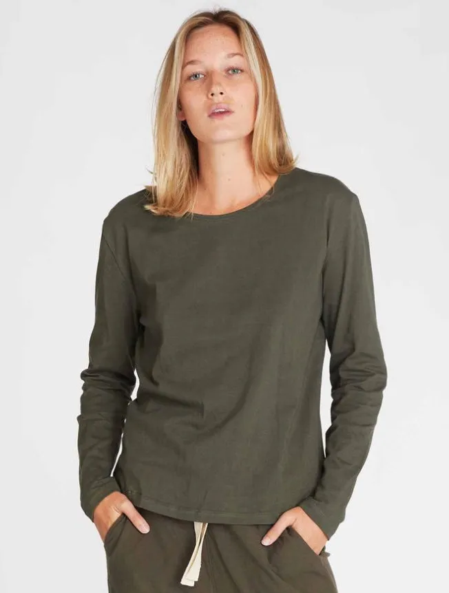 Organic crew long sleeve tee