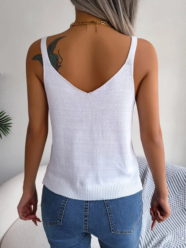 Poppy Casual Metal Buckle V-Neck Hollow Top Holiday Knitwear