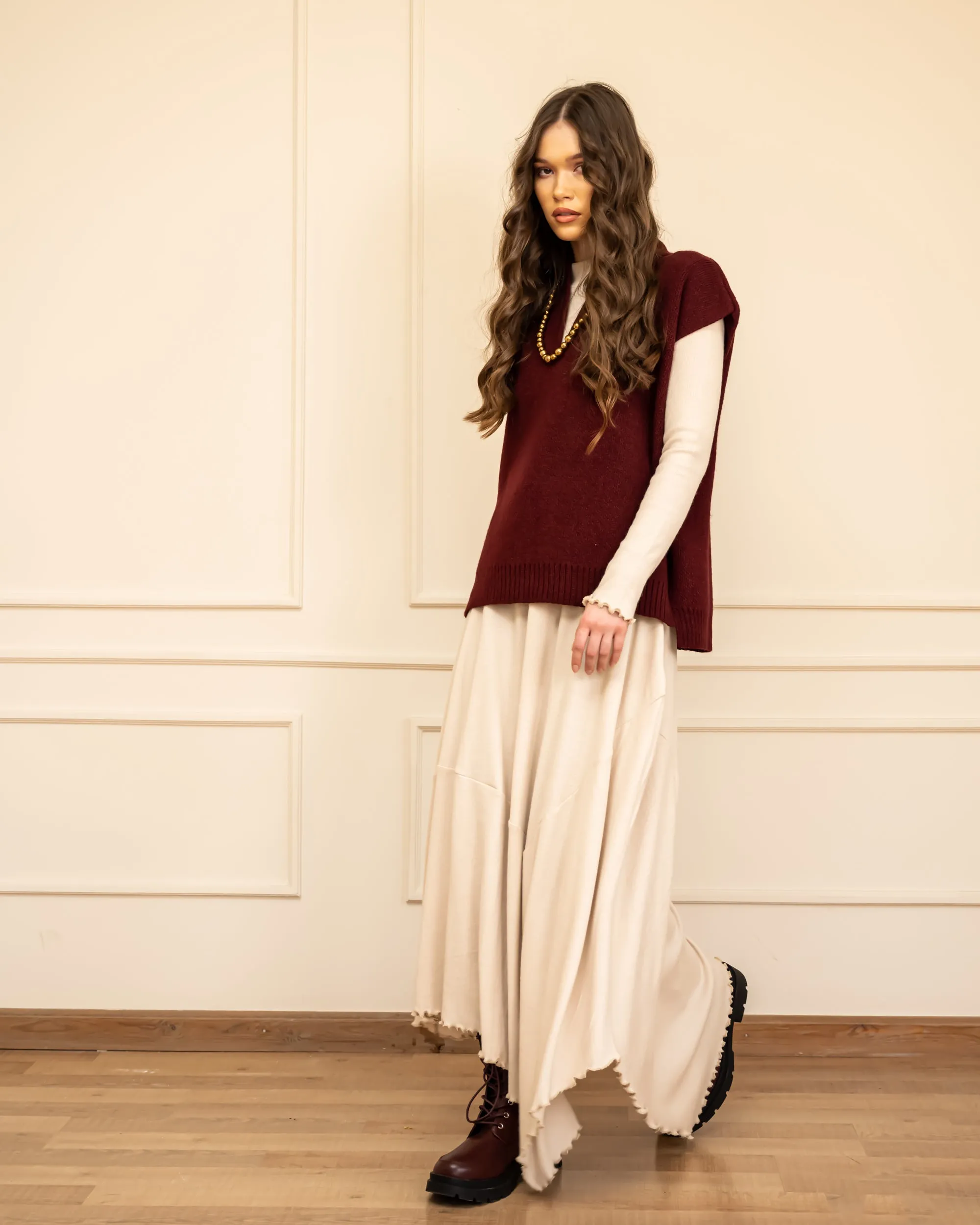 Sleeveless Knit Top-MAROON