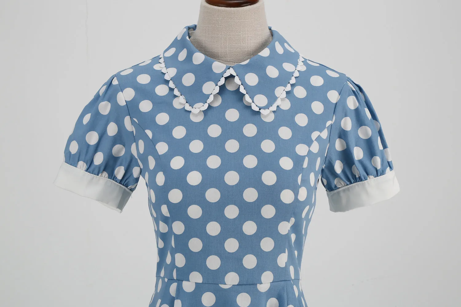 Vintage Peter Pan Lace Short Sleeve Polka Dot Slim Holiday Palace Style Sisters Dress